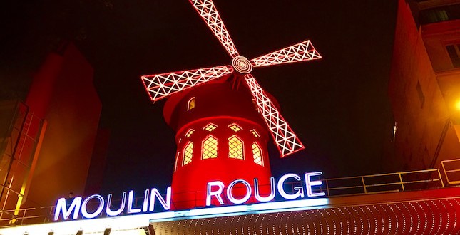 Moulin Rouge The Musical Is In Philly Now Until July 23 -